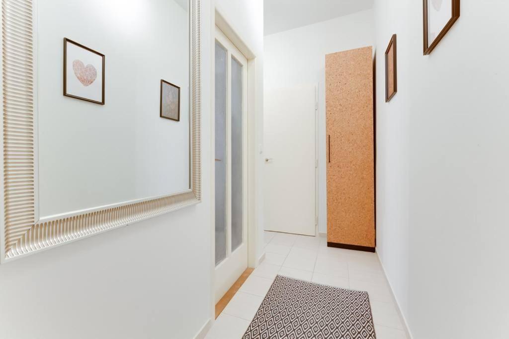 Apartment Alex Prag Exteriör bild